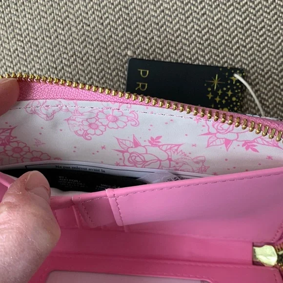 FINAL PRICE! Loungefly Disney Princess Tattoo AOP Zip Around Wallet - Picture 12 of 15